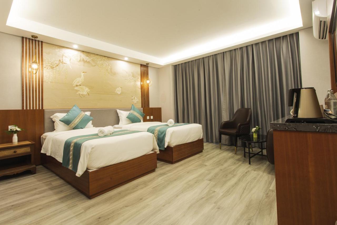 Thapae Twins Hotel - SHA Plus Chiang Mai Exterior foto
