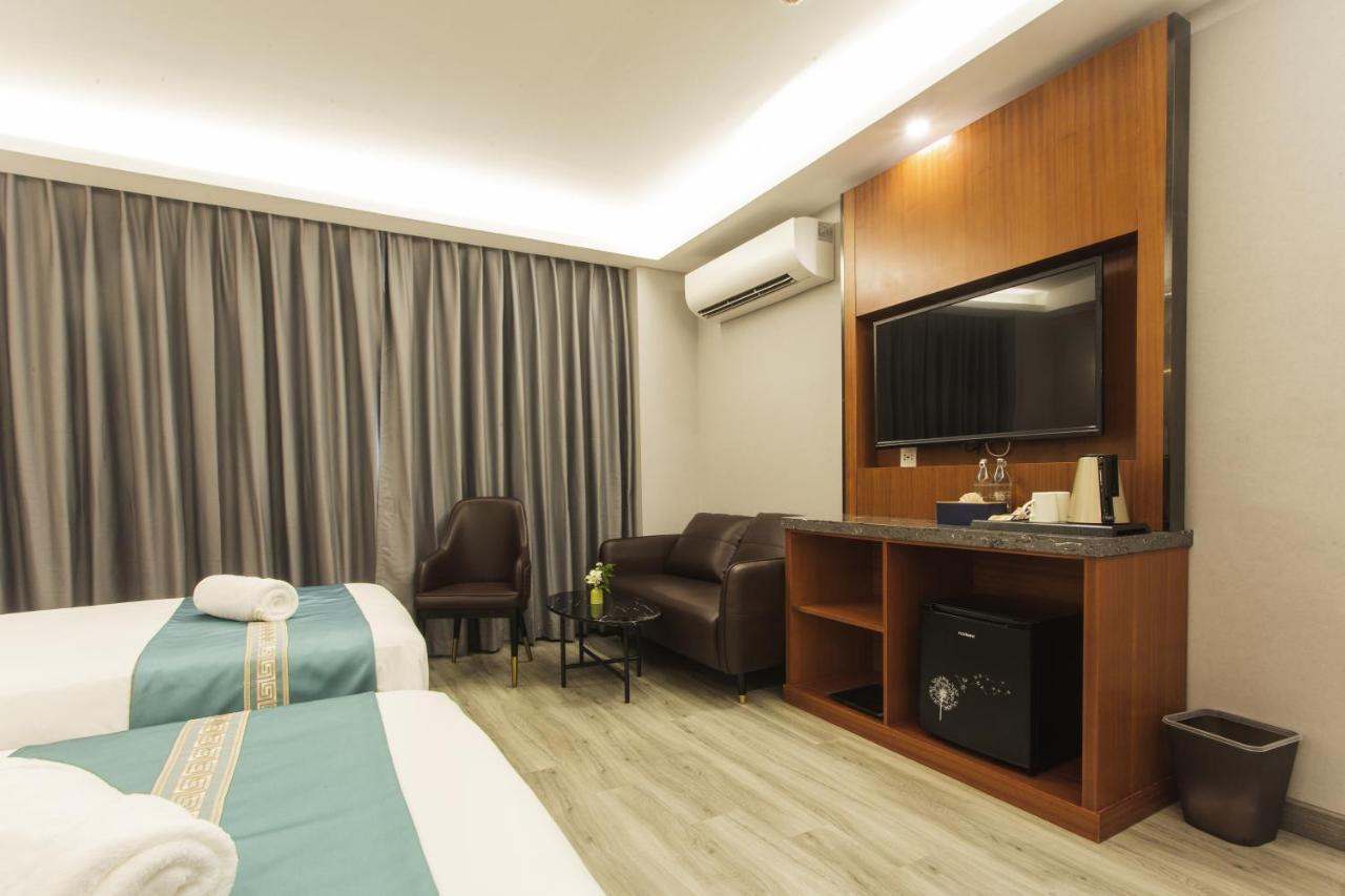 Thapae Twins Hotel - SHA Plus Chiang Mai Exterior foto