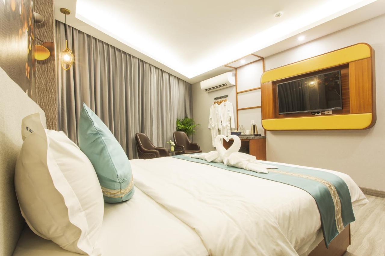 Thapae Twins Hotel - SHA Plus Chiang Mai Exterior foto